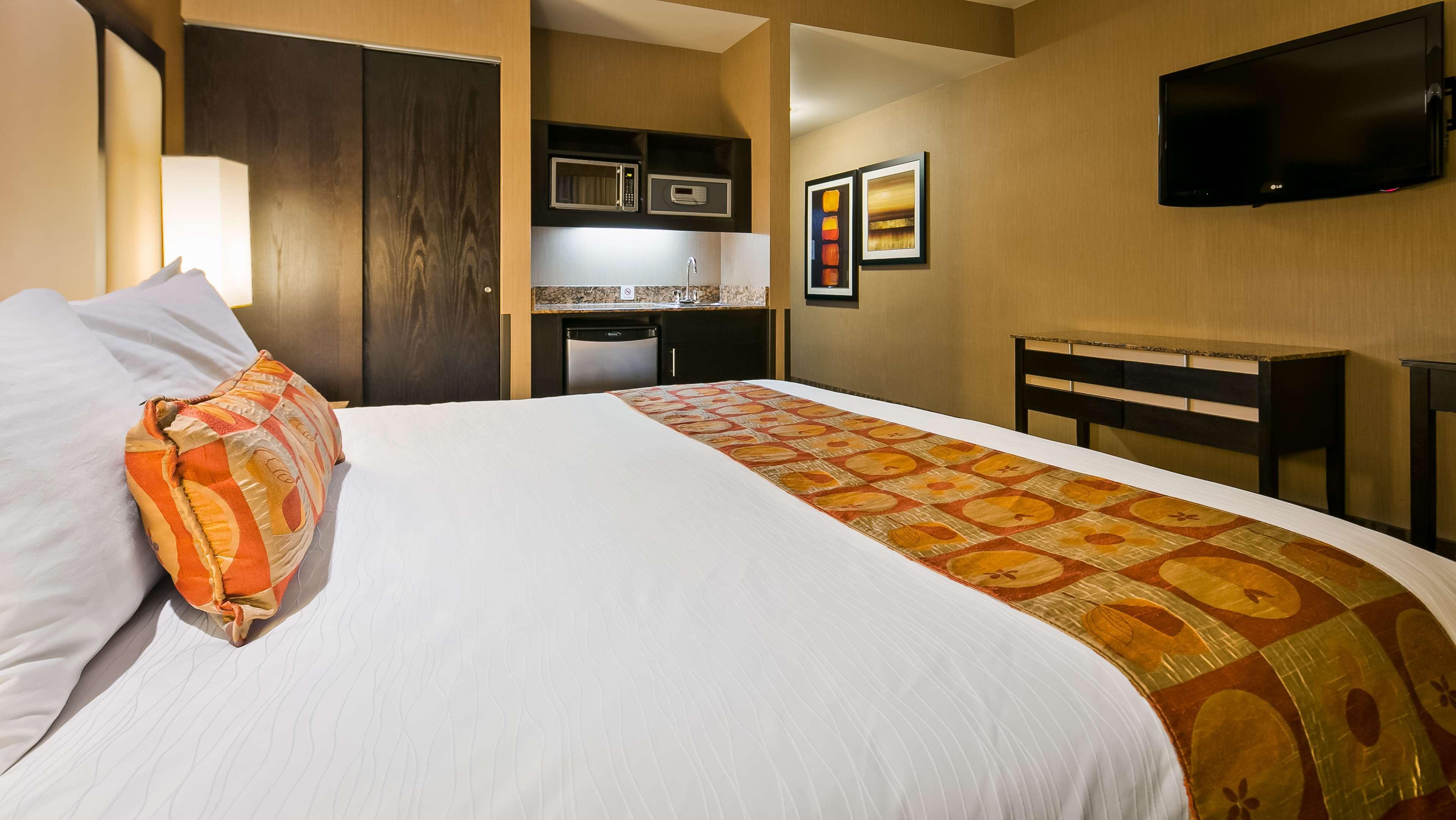 Best Western Premier Freeport Inn Calgary Airport Zewnętrze zdjęcie