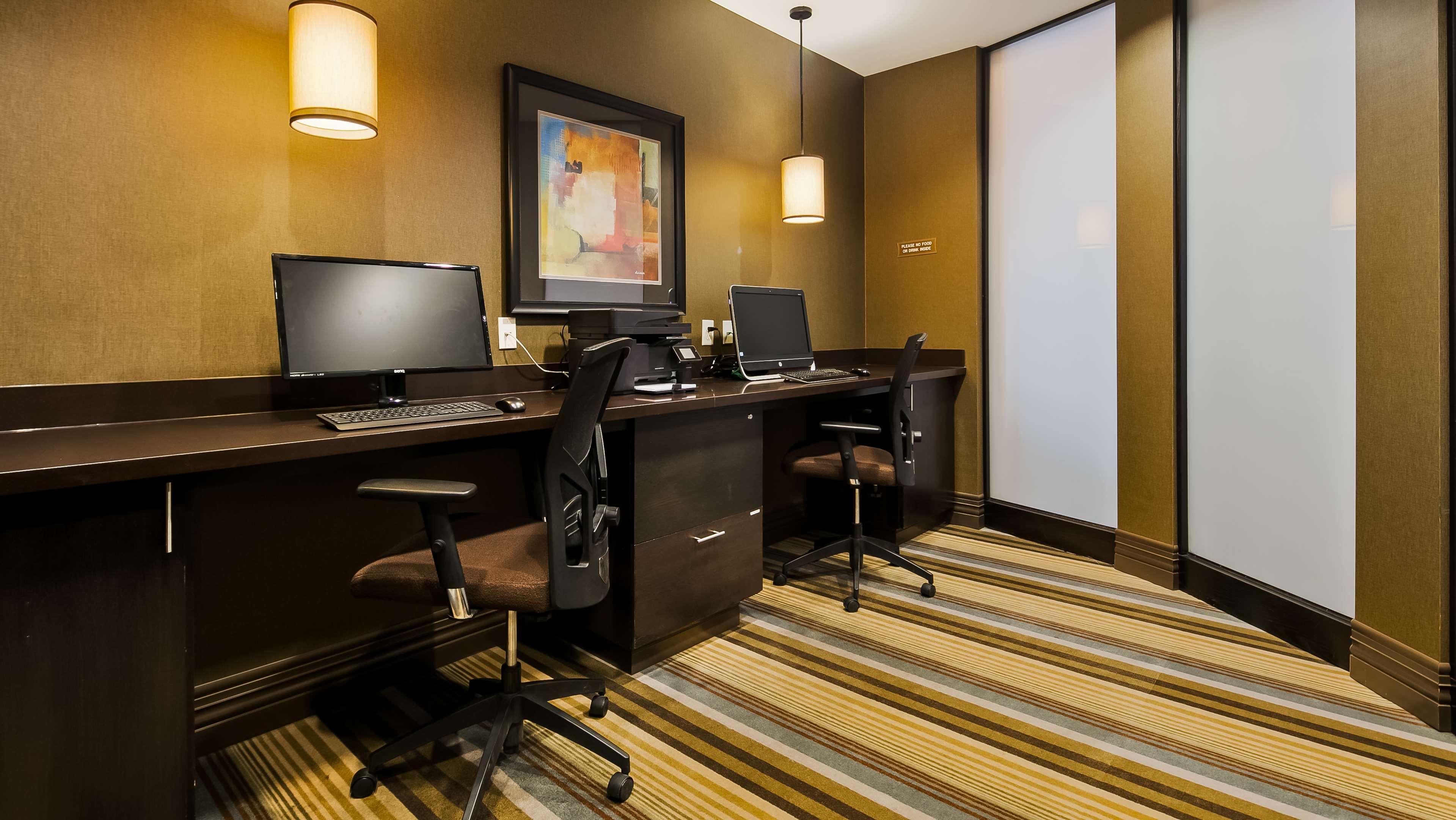 Best Western Premier Freeport Inn Calgary Airport Zewnętrze zdjęcie