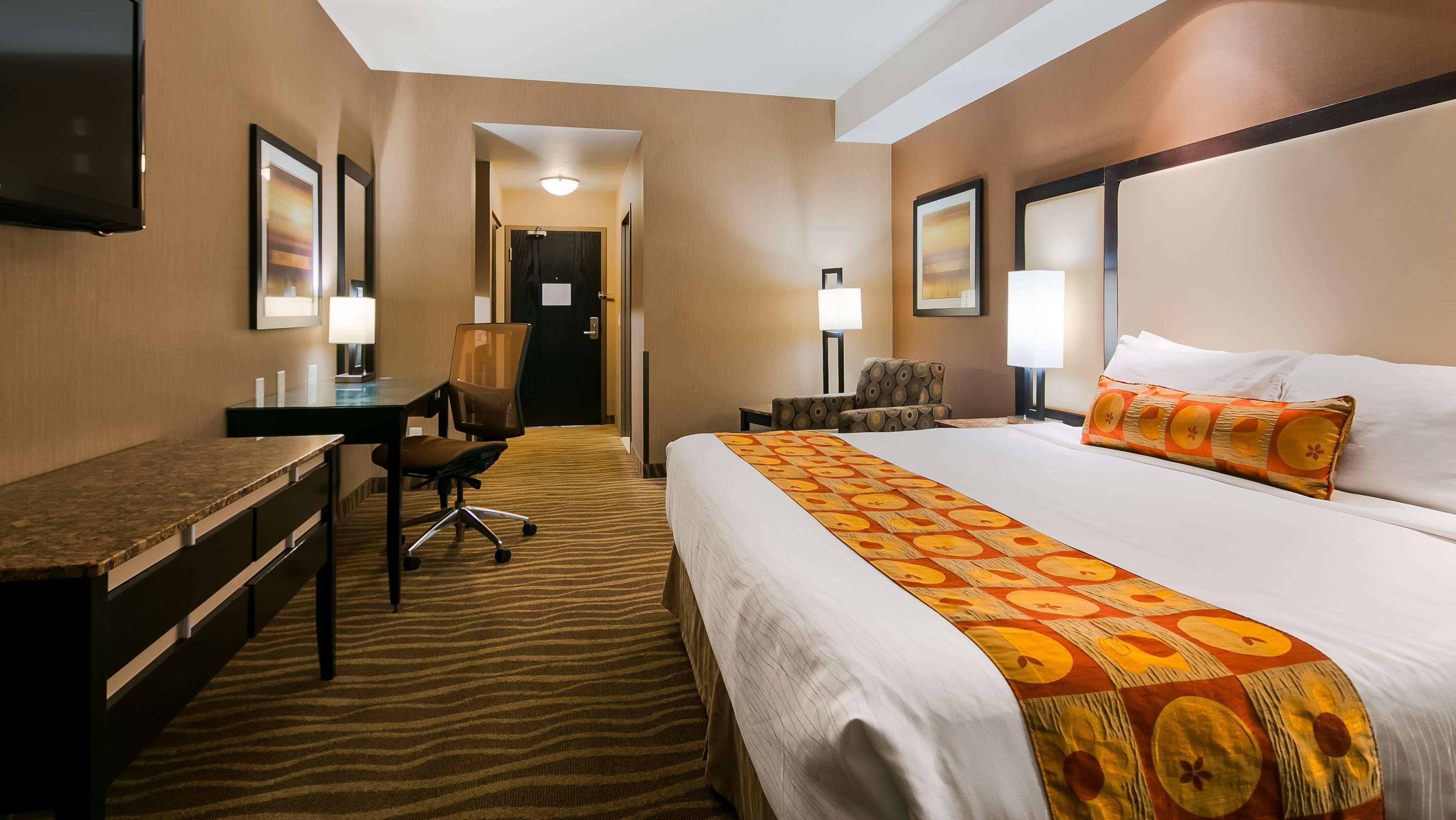 Best Western Premier Freeport Inn Calgary Airport Zewnętrze zdjęcie